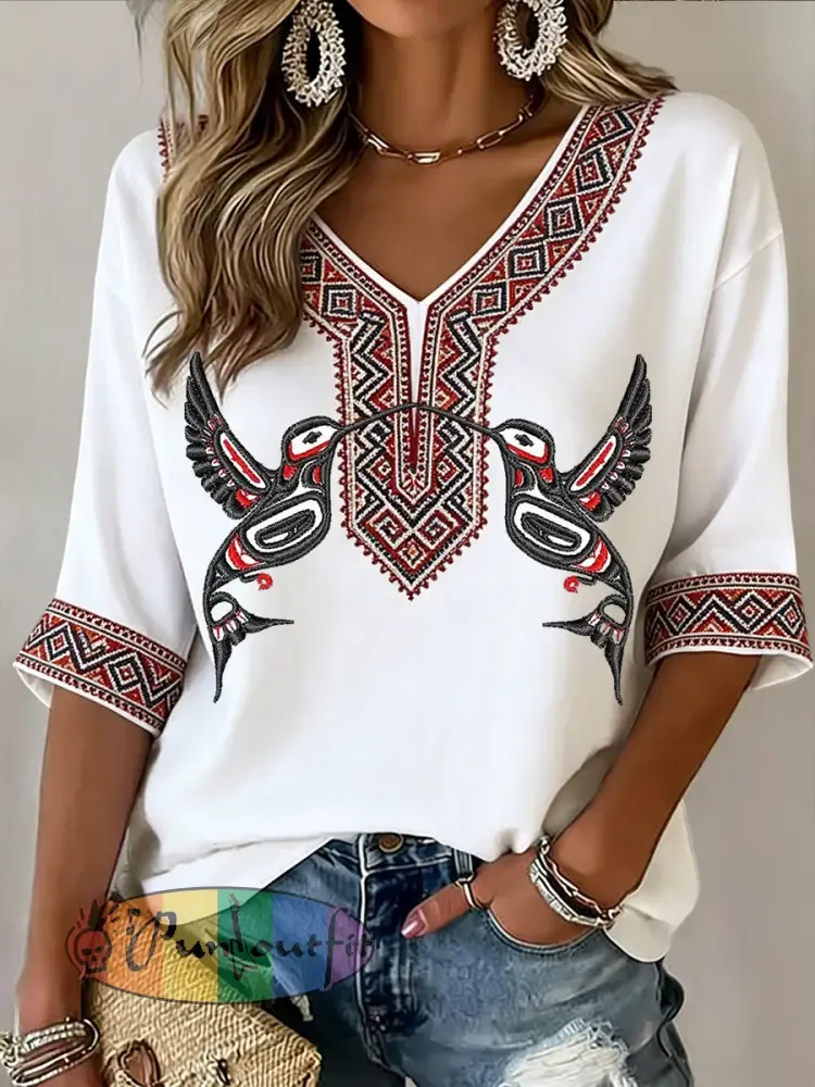 Women’s Retro Indigenous Hummingbird Totem Art Casual V-Neck T-Shirt