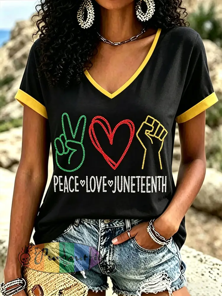 Women‘s Peace Love Juneteenth V-neck T-shirt - Black · S