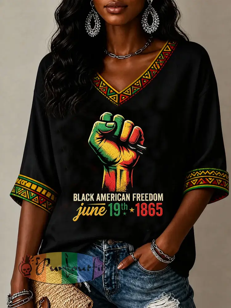 Women’s Juneteenth Print V-Neck Tee - Black · S