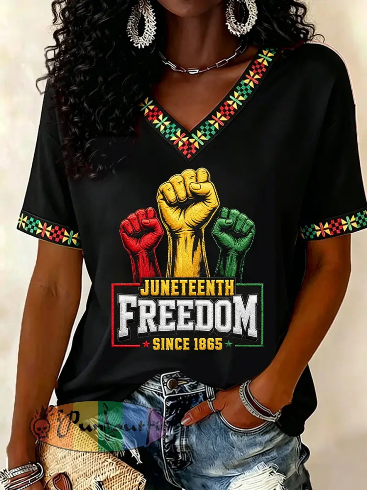 Women’s Juneteenth Print V-Neck Tee - Black · S