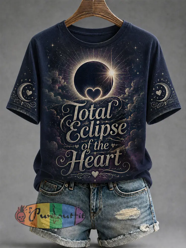Women’s Total Eclipse Of The Heart Print Casual Tee - Navy Blue · S