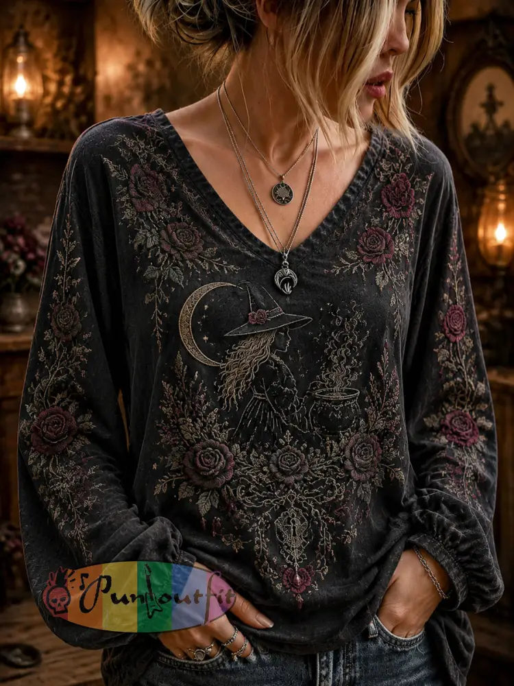 Women’s Halloween Dark Witch Printed Casual Long-Sleeve Top. - Black · S