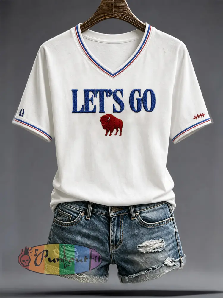 Women’s Football Lover Bulls Buffalo Art Printed T-shirt - White · S