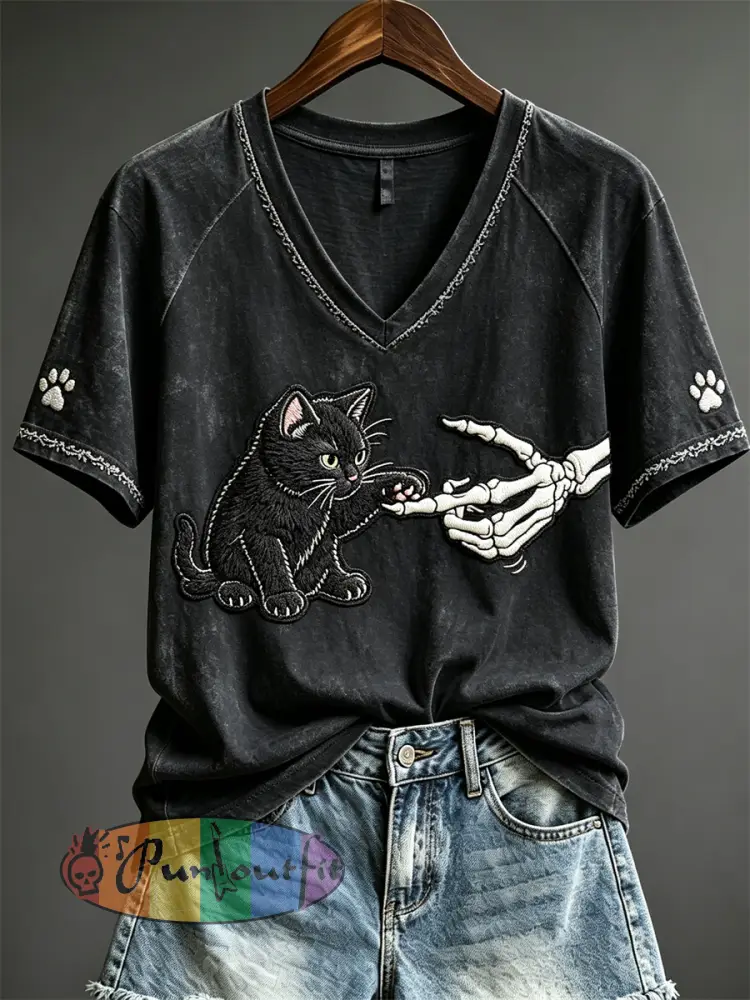 Women’s Halloween Skeleton & Black Cat Print short-sleeved T-shirt - Black · S