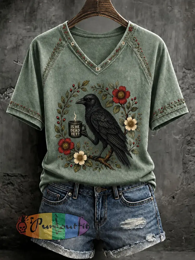 Women’s Gothic Raven Print Casual T-shirt - Green · S