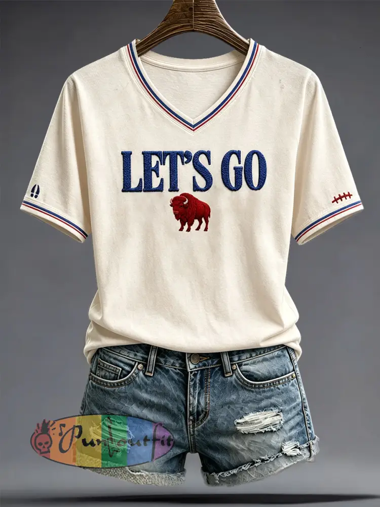 Women’s Football Lover Bulls Buffalo Art Printed T-shirt - Apricot · S