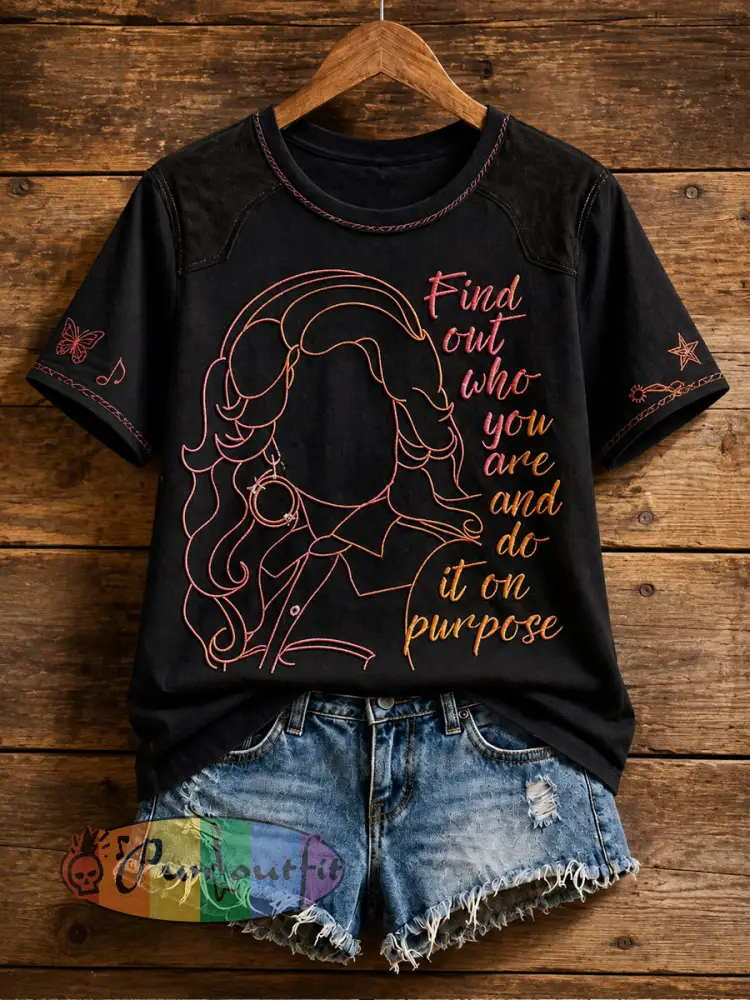 Women’s Rip Country Music Lover Queen of Country Printed T-shirt - Black · S