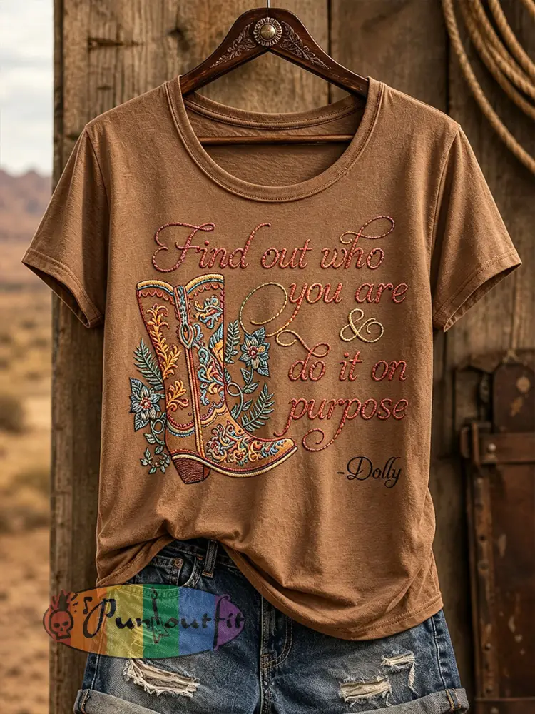 Women’s ’Find out who you are and do it on purpose’ T-shirts - Brown · S