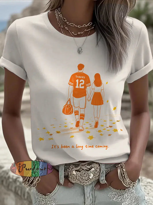 Retro Music Festival Taylor Swift & Travis Kelce Print Comfortable Casual Cotton Short sleeved T shirt Apricot / S