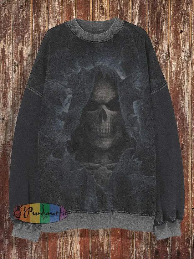 Unisex Skull Retro Printed Round Neck Casual Long Sleeved Sweatshirt Black / S