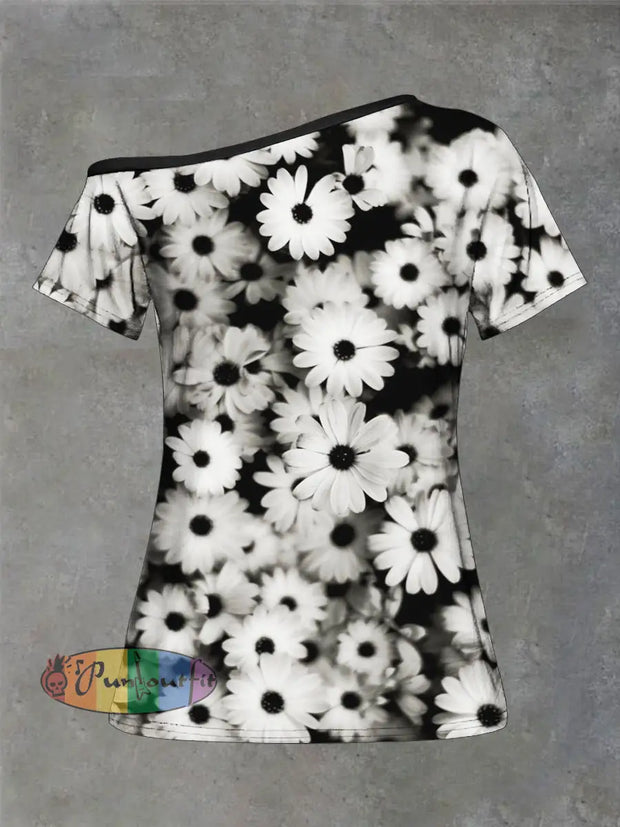 Women’s Daisy Print Strapless Short Sleeve Casual T-Shirt Black / S