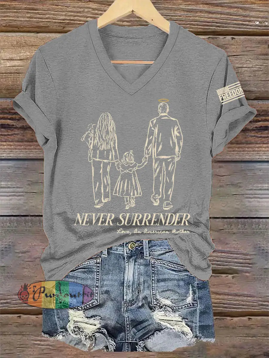 Women’s Never Surrender R.I.P Charlie Kirk Tee Light Gray / S